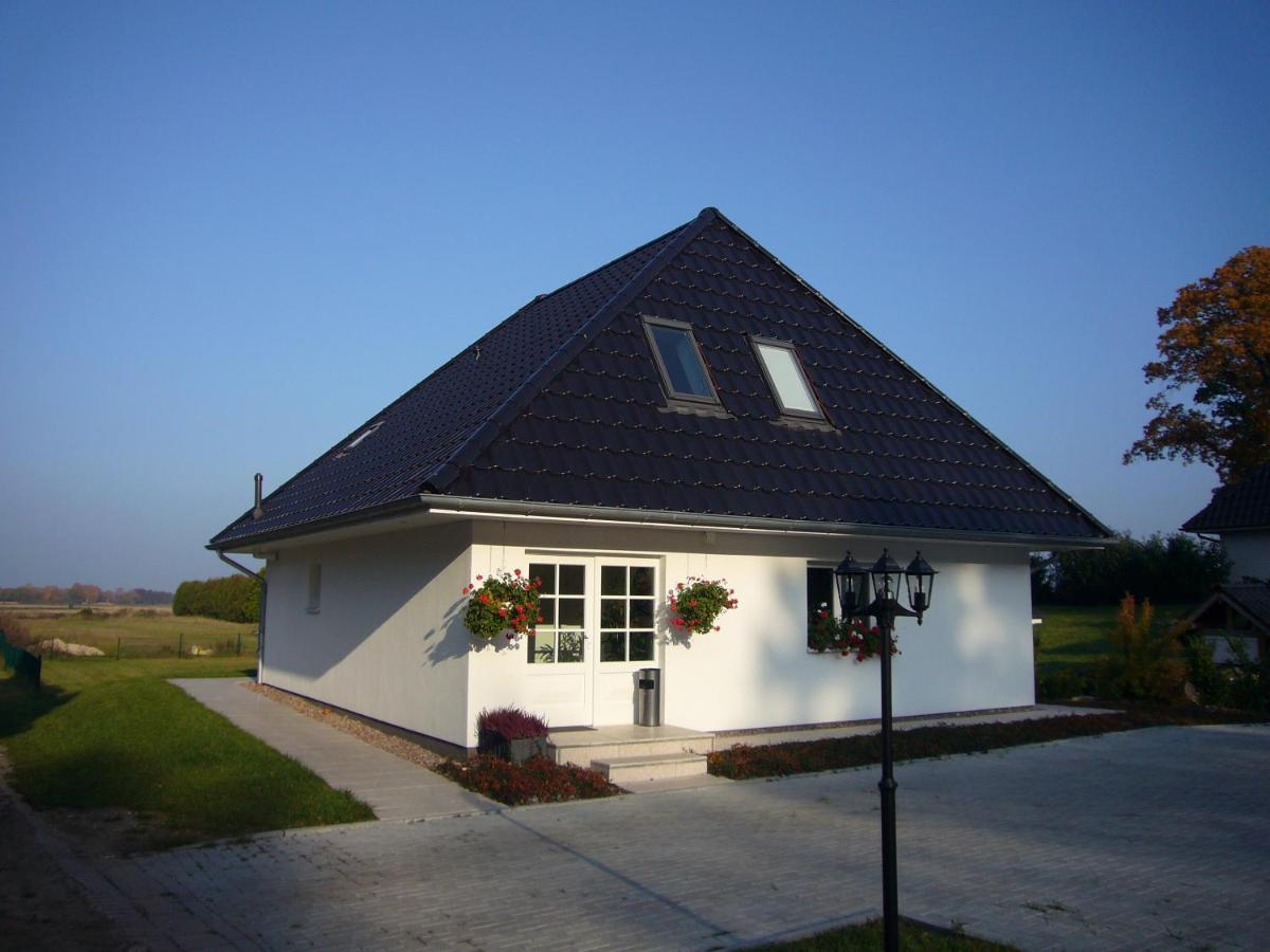 Hotel Ovelgoenner Hof Buxtehude Exterior foto